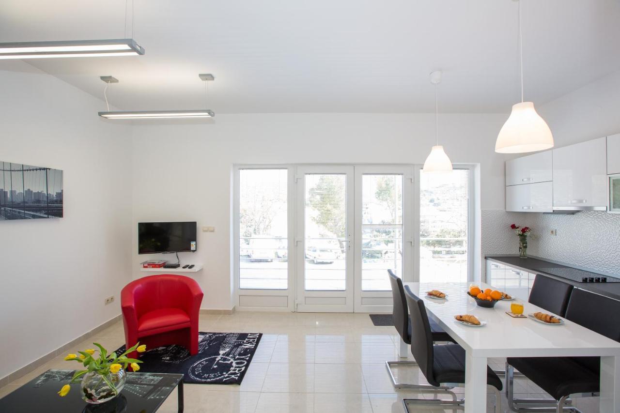 Apartments And Room Adriatic Blue Dubrovnik Exterior foto